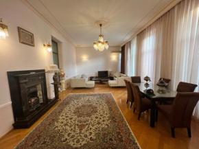 Luxury Family Suite (Nizami)